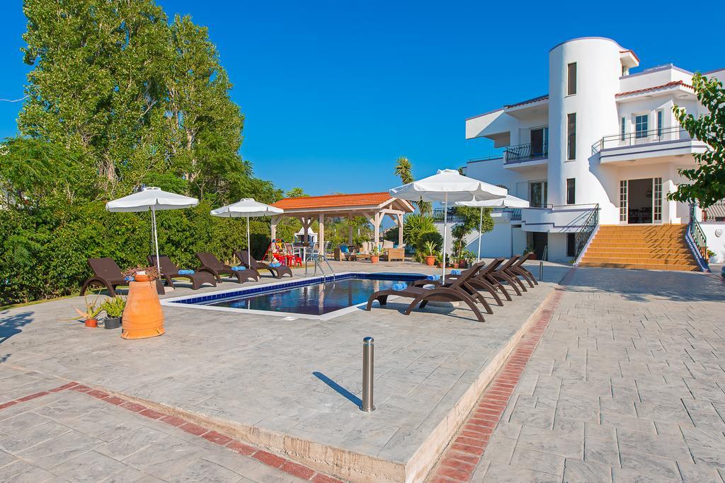 פליראקי Villa Giovanni מראה חיצוני תמונה